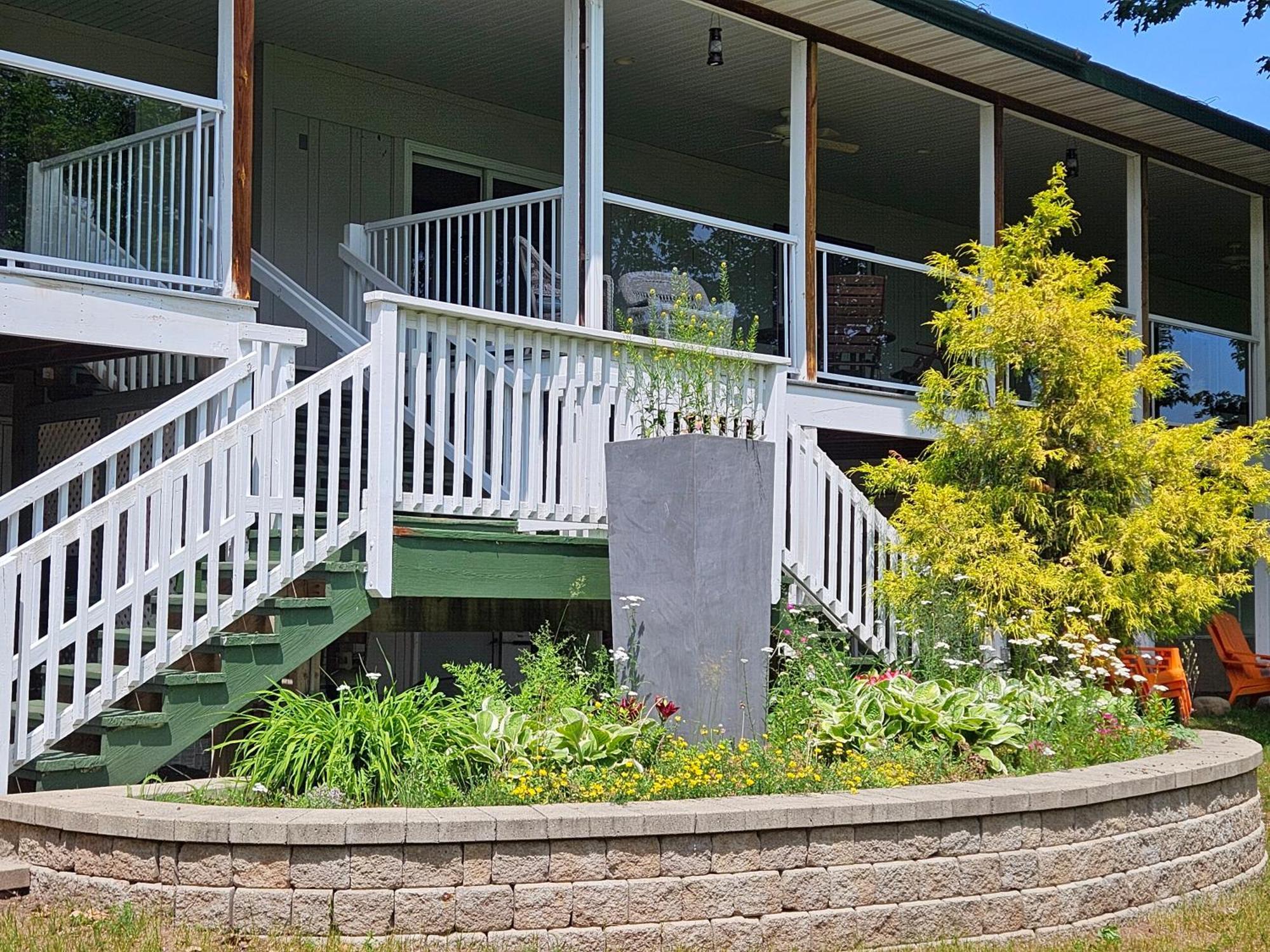 Chequamegon Lake Superior Lodge Bayfield Εξωτερικό φωτογραφία